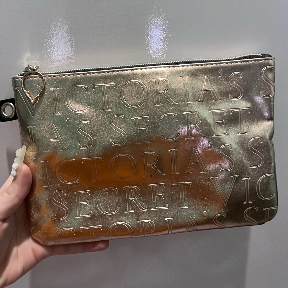 Victoria’s Secret Pouch